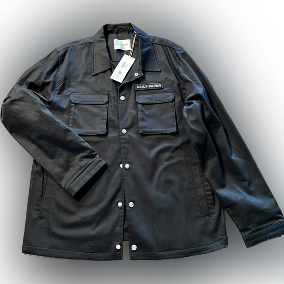 DAILY PAPER Men Cargo Coach Jacket. - Picture 3 of 5